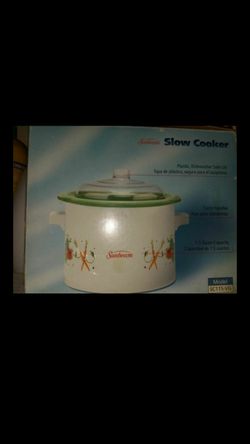 Slow cooker