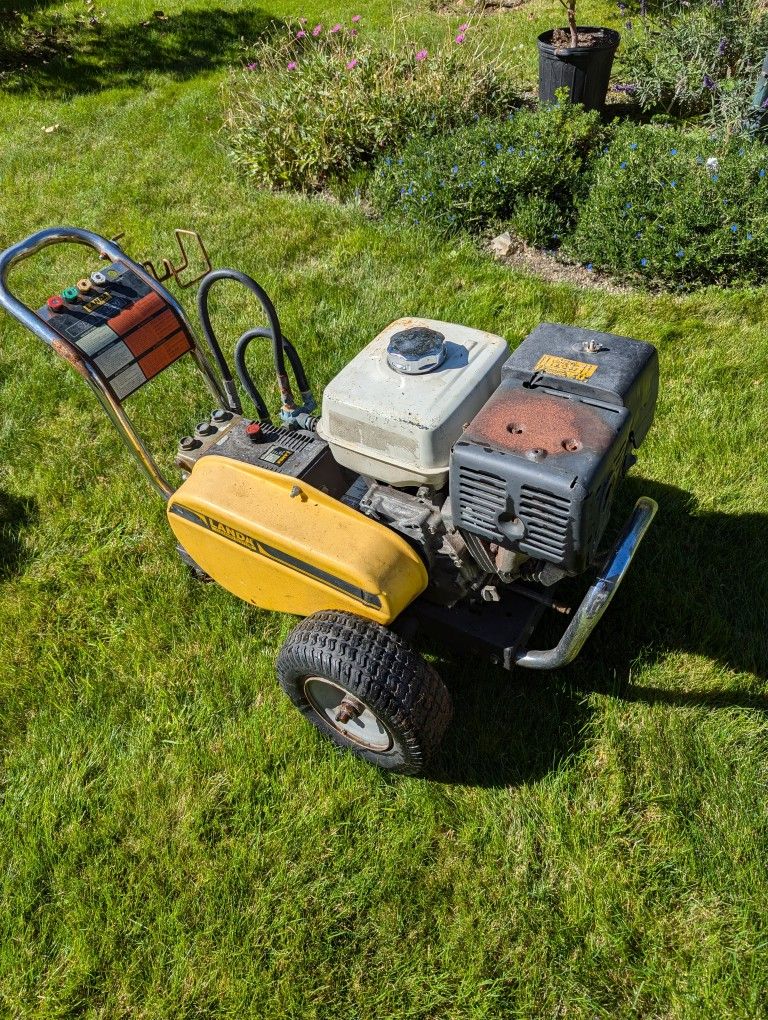 Commercial pressure washer Landa Honda