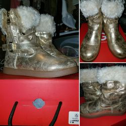 Woman's boots GUESS