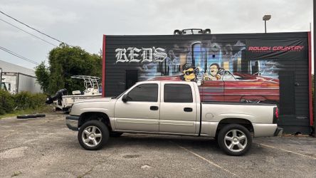 6” rough country lift on 99-06 chevy gmc 1500 trucks 100 day Finance Available