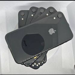 Apple iPhone XR Unlocked 