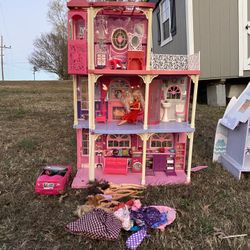 Barbie Dream House