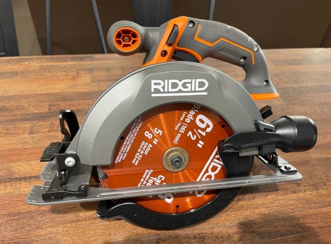 Ridgid. Brushless. 18 Volt Circular Saw