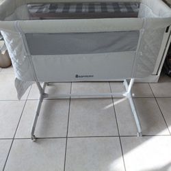 Like New Bedside Bassinet