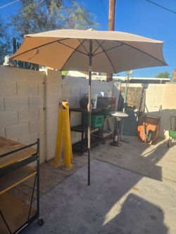 Like new umbrella