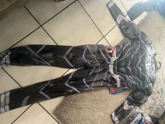 Costume