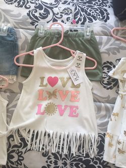 BRAND NEW GIRLS OUTFIT