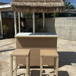 Tiki Bar with Stools, Rechargeable lights, & Cover