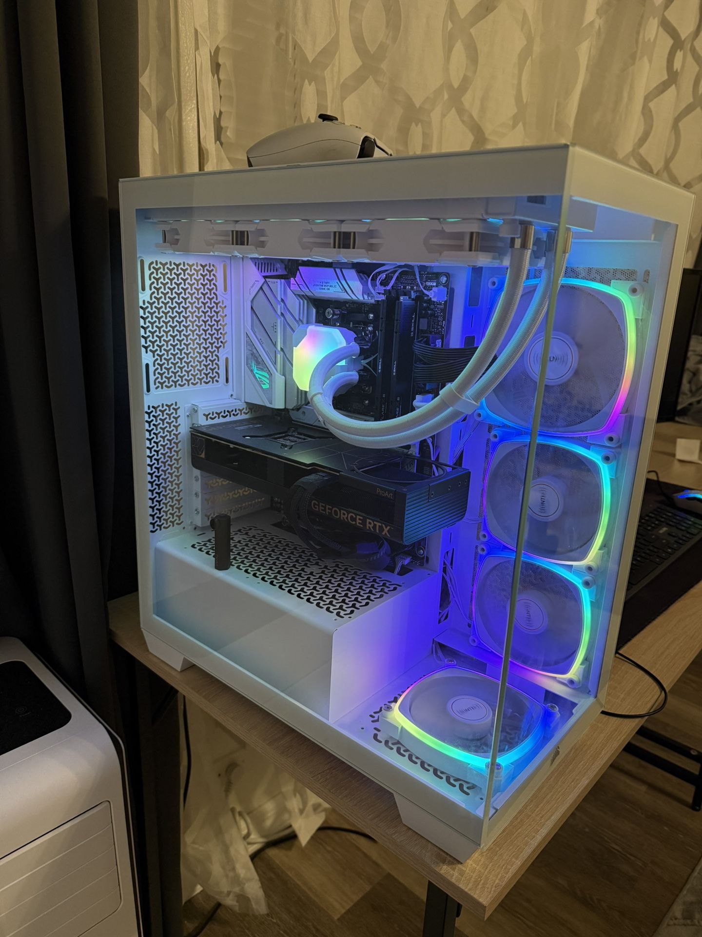 Brand New Gaming Pc (GeForce Rtx 4080 Super)