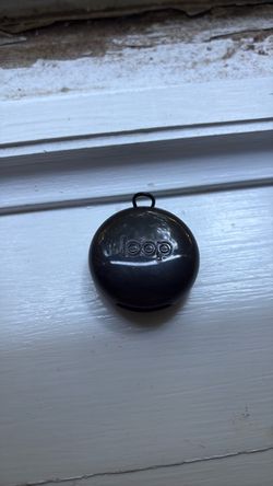 loop brand lightly used noise proof earbuds