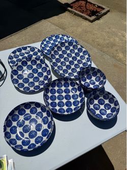 Blue & White Dish Set
