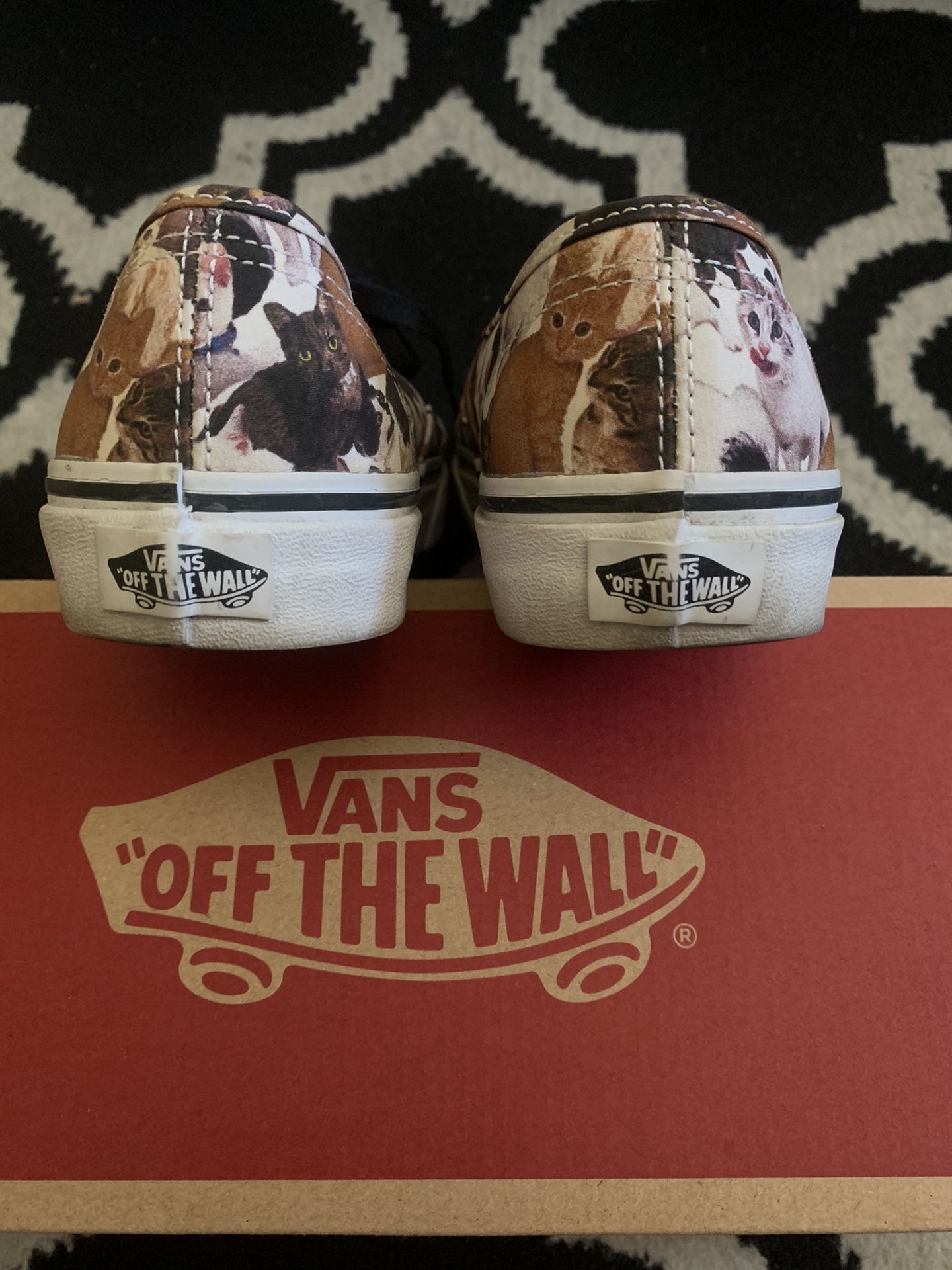 Vans Authentic ASPCA