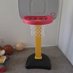 Little Tikes Basketball Hoop
