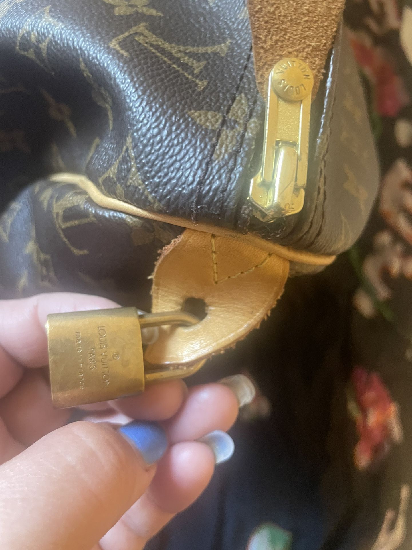 Louis Vuitton Etoile Bowling Bag $600 for Sale in Indian Wells, CA - OfferUp