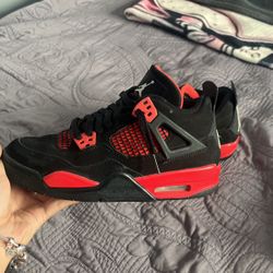 Jordan 4 Red Thunders