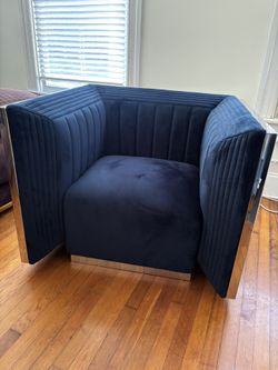 Luxe Sofa Chair 
