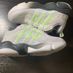 Adidas Haiwee size 9k