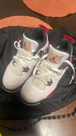 Jordan 4s