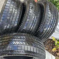 Blackhawk HISCEND Tires 265 70 17 Inch Like New 