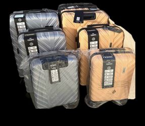 Suitcases set/ maletas