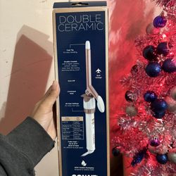 CONAIR Hair Straightener 