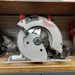 MILWAUKEE M18 BRUSHLESS 7 1/4" CIRCULAR SAW (TOOL ONLY)