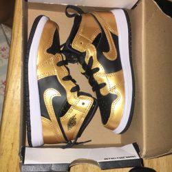 Jordan 1 Mid New 9 New  $40 In Box  Toddler 