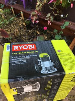 RYOBI 8.5 amp Base Router
