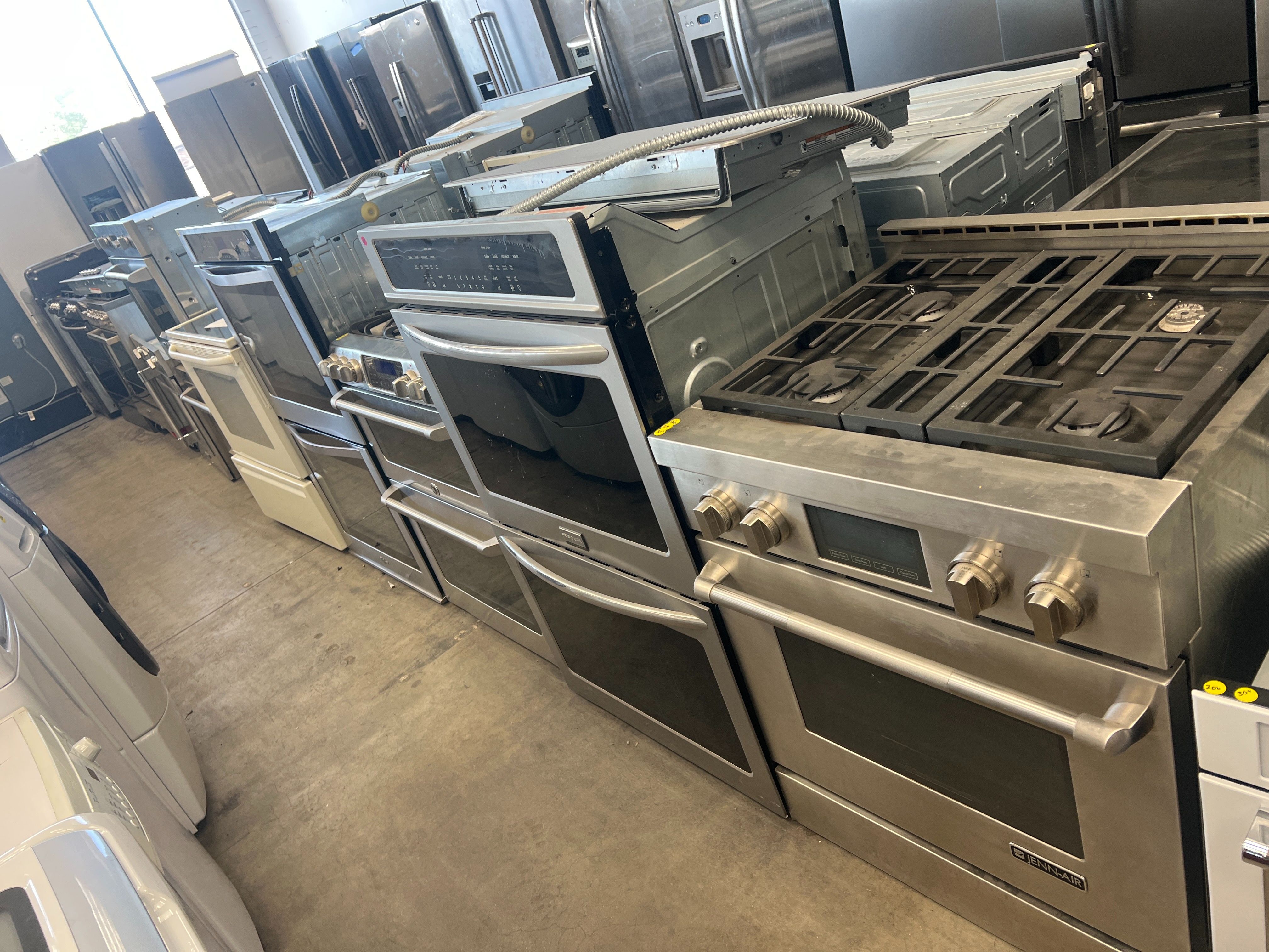 USED STOVES /WALL OVENS RANGES/ -FREE DELIVERY -120 DAY WARRANTY