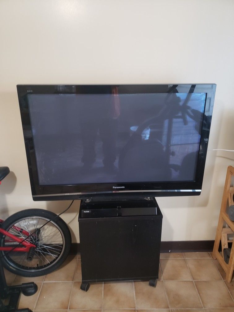 42 " Panasonic Tv