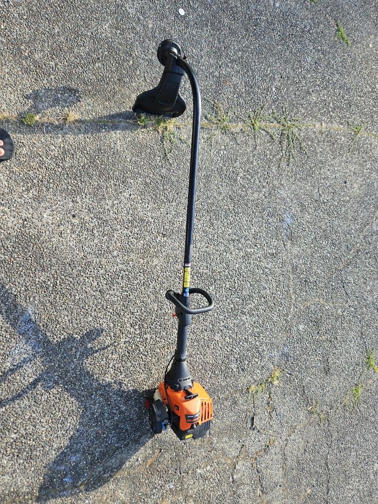 Remington RM2510 Rustler 25cc 2 Cycle 16" Curved Shaft Gas Trimmer for