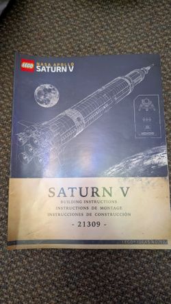 Lego Saturn V 21309 pieces and manual (no box)