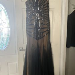 Black/nude Formal Dress