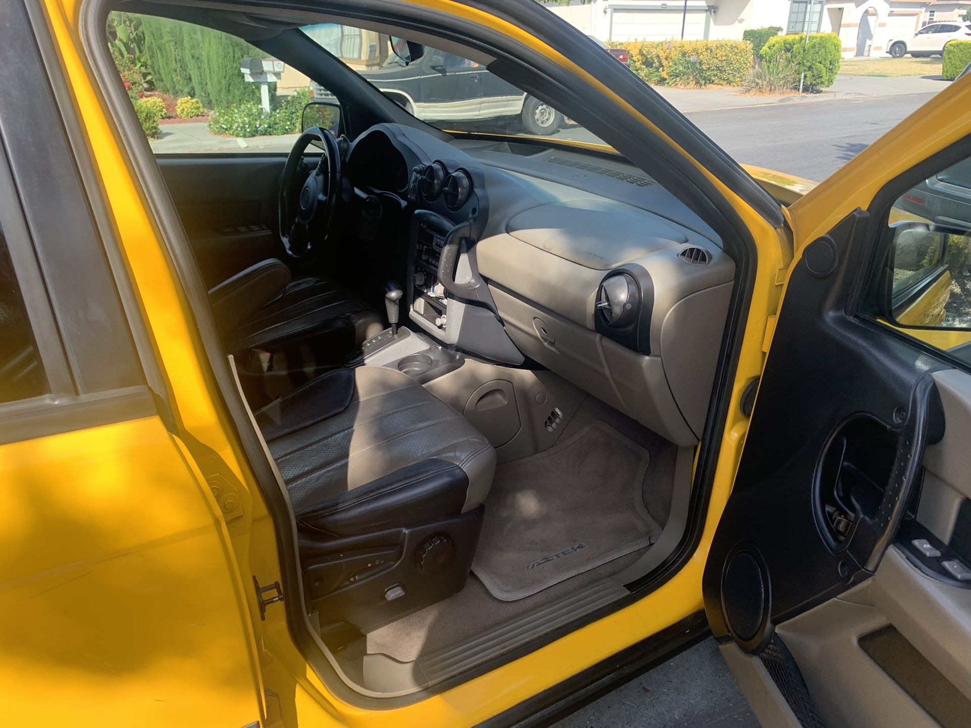 2002 Pontiac Aztek