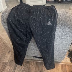 Men’s Large Adidas Joggers - Black With Gray 