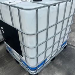275 Gallon Totes