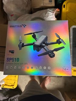 Snaptain SP510 beginner drone