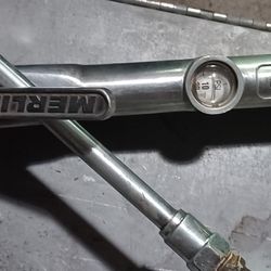 Home / Heavy-Duty Dual Head Air Chuck Inflator Gauge with Swivel - 10-160 PSI