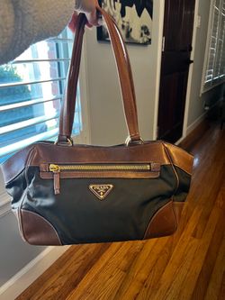 Prada leather shoulder bag