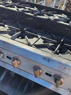 Step-Up Countertop Range / Hot Plate with 6 High Output Burners - 180,000 BTU