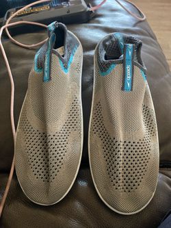 Speedo water shoes