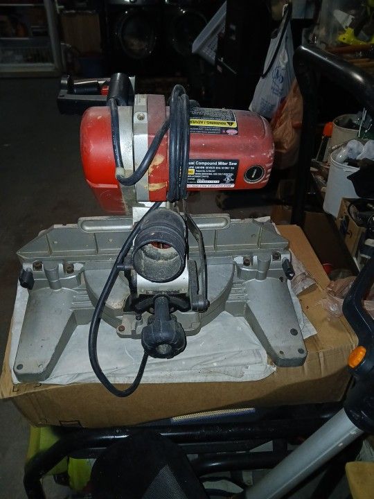 Miter Saw Dual Compound