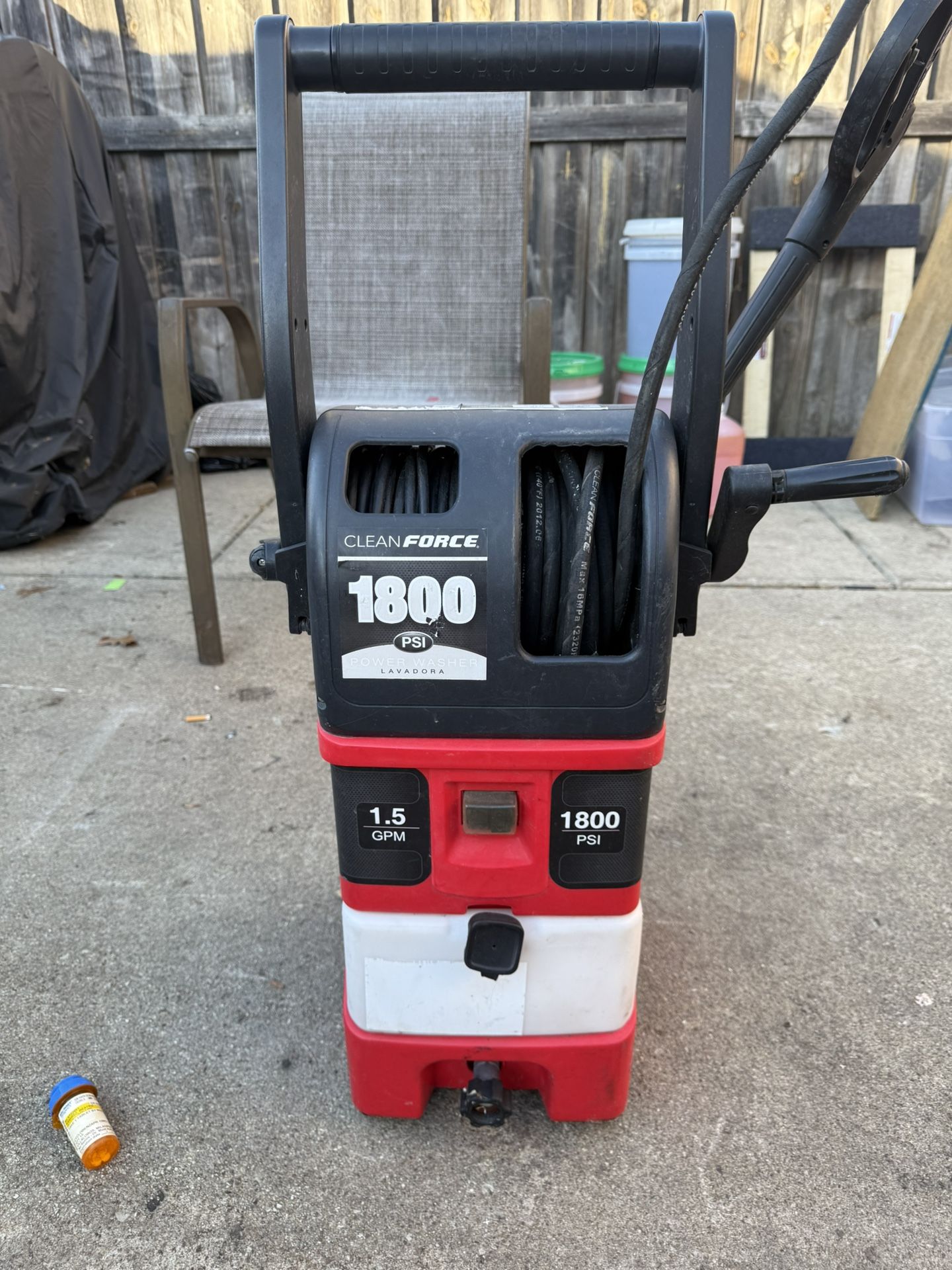 The Clean Force 1800 pressure washer with its gun and 3 nozzles works well