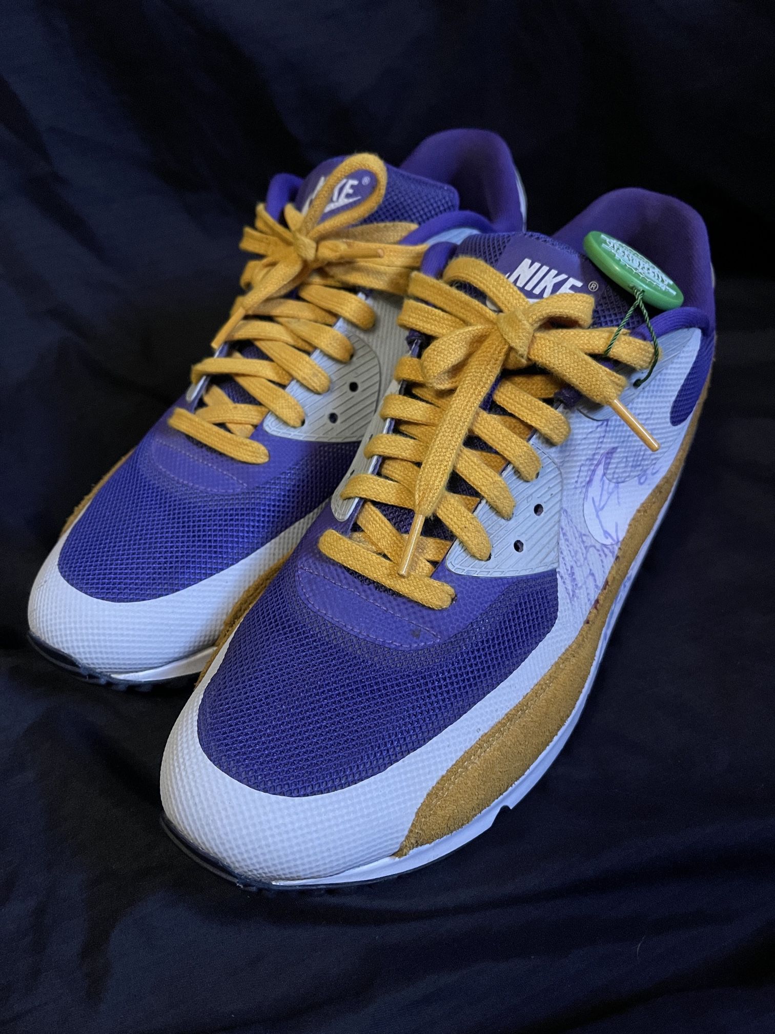 2012 Nike Air Max 90 Minnesota Vikings 12 US Mens