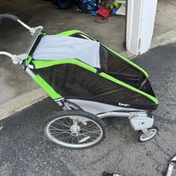 Thule jogging stroller with bicycle attachment Kit
