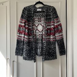 Cardigan Sweater Size: S  For 12$
