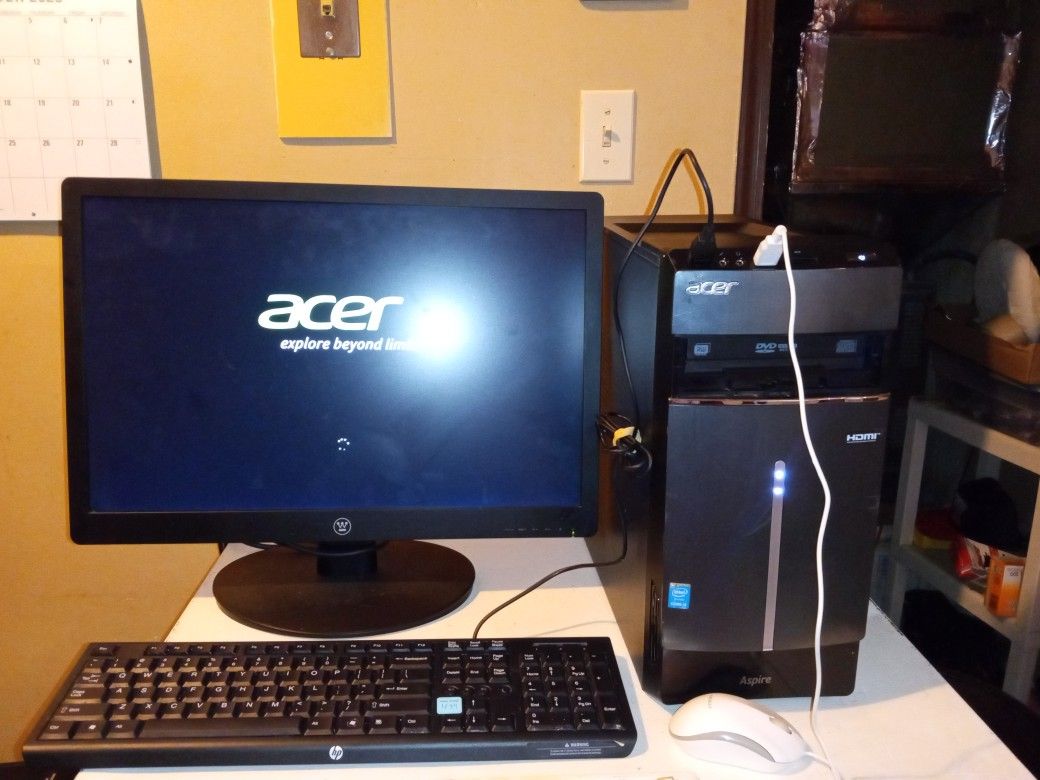 Acer Aspire I5. 4460 3.2 Ghz. 8gb. 1 Tb Windows 10 Pro Wi-Fi 23-in Screen