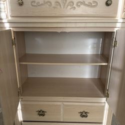 Small Dresser 