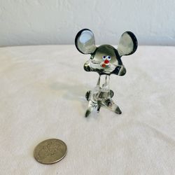 vintage glass mouse figurine