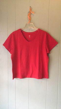 Hanes Perfect T Strength V- Neck Tee S/S Red XLarge